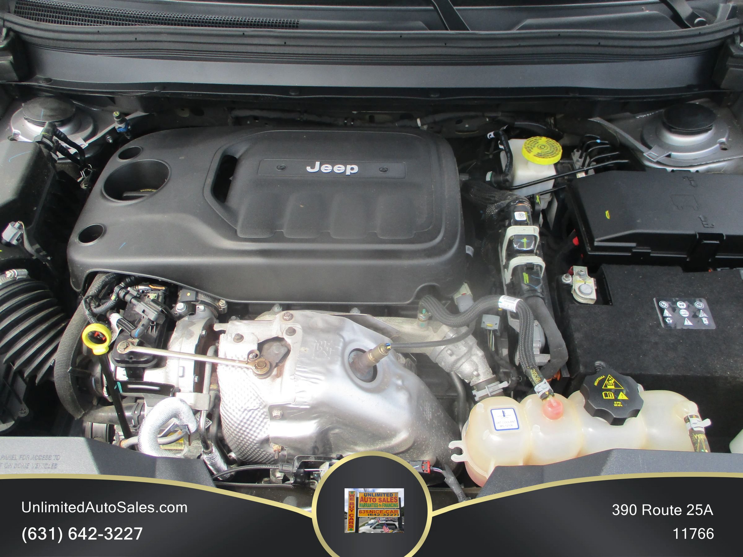 Used 2019 Jeep Cherokee Limited AWD/4WD image 16