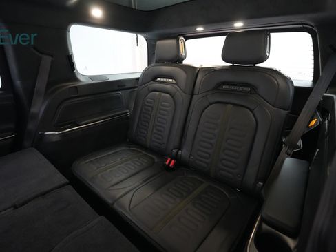 Used 2024 Rivian R1S Adventure AWD/4WD image 23