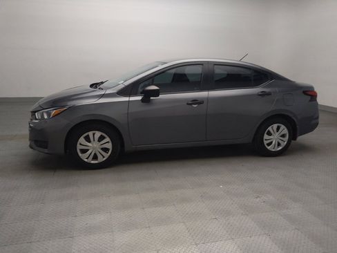 Used 2024 Nissan Versa S w/ Trunk Package FWD image 2