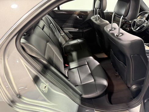 Used 2015 Mercedes-Benz E 350 4MATIC Sedan image 38