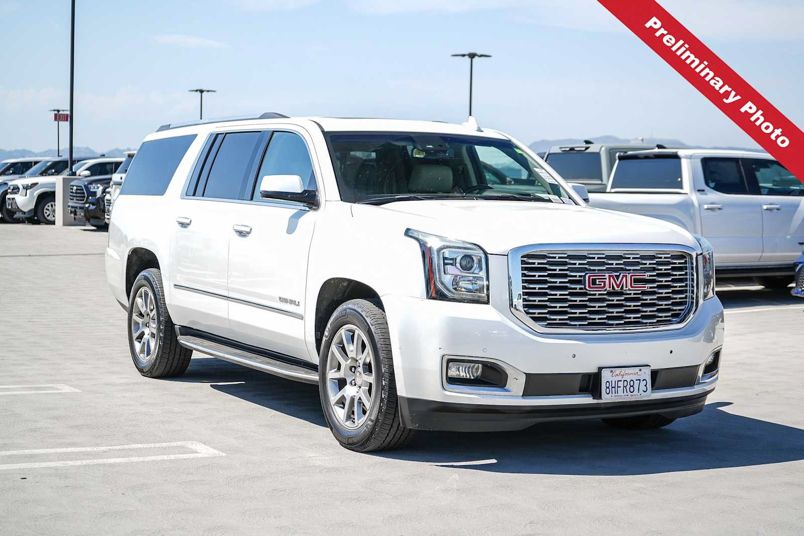Used 2019 GMC Yukon XL Denali w/ Open Road Package AWD/4WD image 3