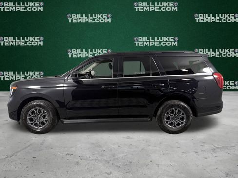 Used 2025 Ford Expedition Active AWD/4WD image 8