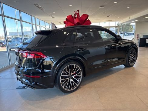 New 2026 Audi SQ8 Prestige image 8