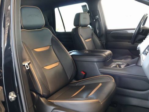 Certified 2022 GMC Yukon AT4 w/ Technology Package image 23