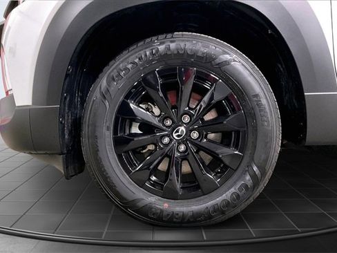 Certified 2025 MAZDA CX-50 AWD 2.5 Hybrid w/ Premium Pkg image 9