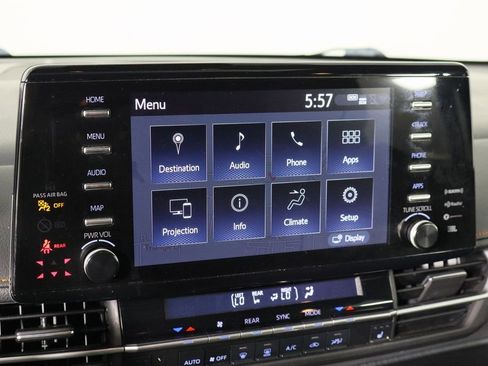 Used 2022 Toyota Sienna XSE image 35