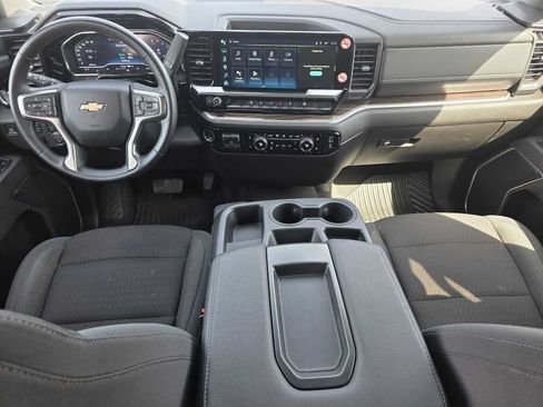 Certified 2025 Chevrolet Silverado 2500 LT w/ Convenience Package AWD/4WD image 17