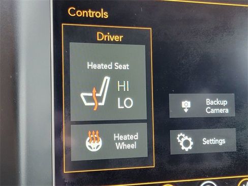 Certified 2018 Jeep Grand Cherokee Altitude image 8