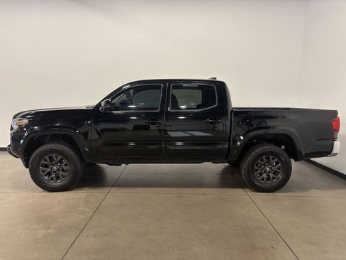 Used 2023 Toyota Tacoma SR5 AWD/4WD image 6