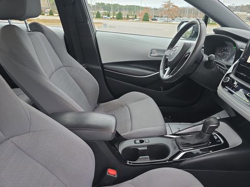Used 2024 Toyota Corolla SE image 10