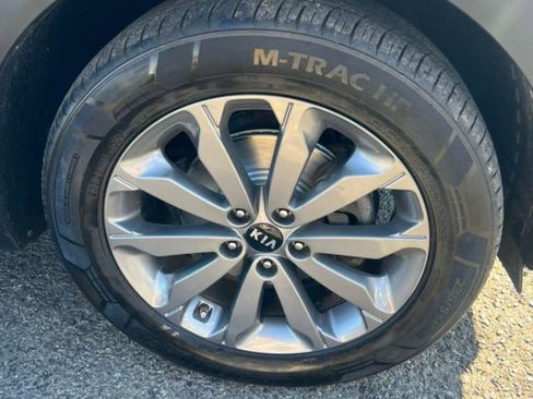 Used 2019 Kia Sportage EX w/ EX Sport Appearance Package image 16