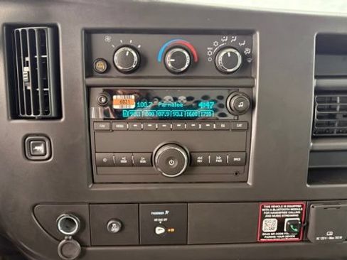 New 2026 Chevrolet Express 2500 RWD image 33