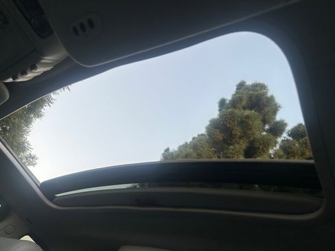 Used 2004 Lincoln Navigator Luxury image 18