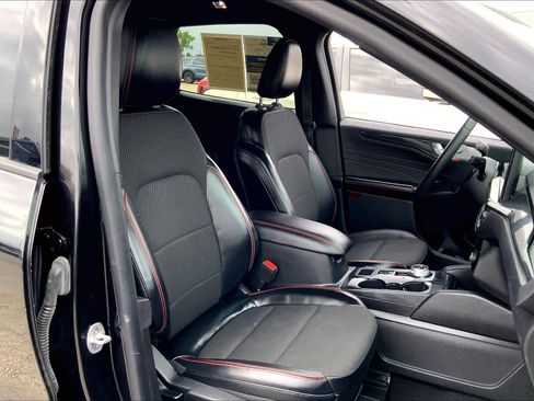 Used 2023 Ford Escape ST-Line w/ Tech Pack #1 image 9