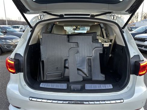Used 2019 INFINITI QX60 Luxe w/ Essential Package image 43