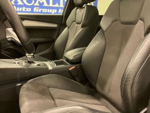 Used 2018 Audi SQ5 Premium Plus AWD/4WD image 23