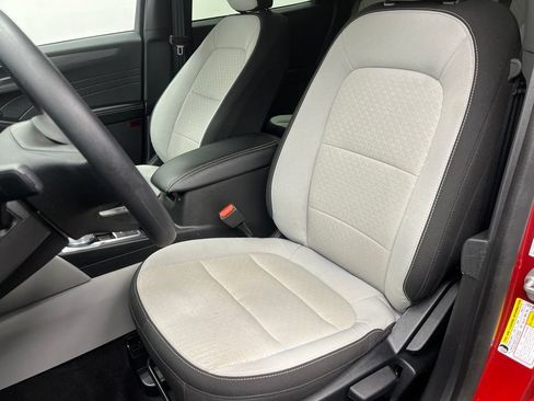 Used 2025 Ford Escape Active FWD image 19