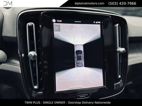 Used 2023 Volvo C40 P8 Recharge Plus AWD/4WD image 35