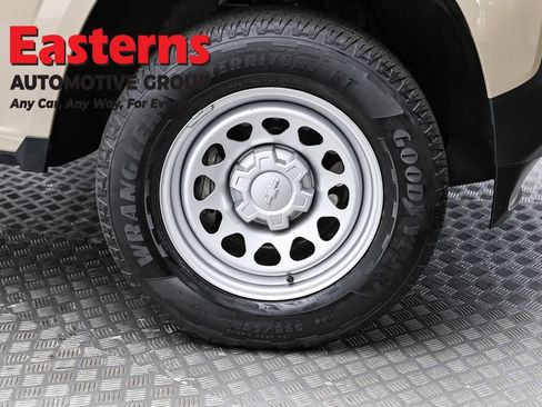 Used 2023 Chevrolet Colorado W/T image 29