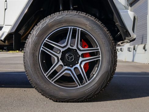 Used 2017 Mercedes-Benz G 550 Squared image 39