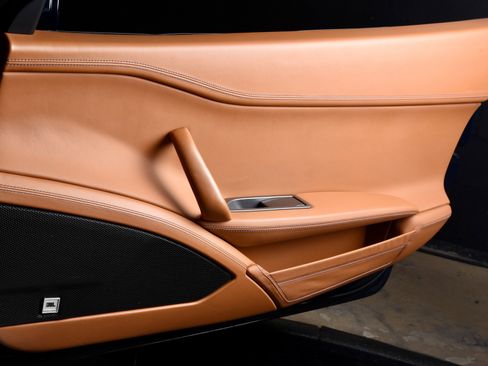 Used 2011 Ferrari 458 Italia Coupe image 18