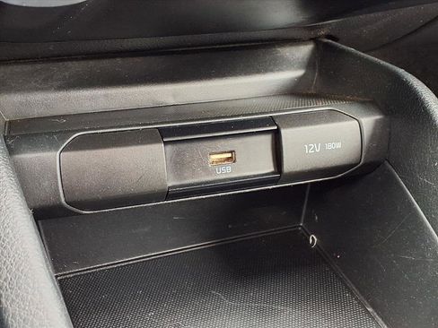 Used 2023 Kia Rio LX image 8