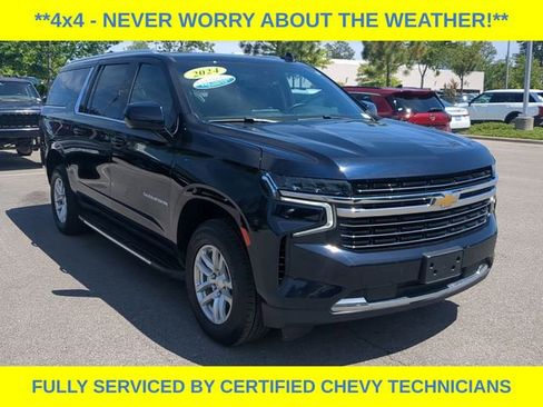 Used 2024 Chevrolet Suburban LT AWD/4WD image 3