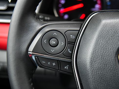 Used 2019 Toyota Camry XSE image 32