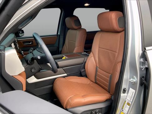 Used 2025 Toyota Sequoia 1794 Edition w/ TRD Off-Road Package AWD/4WD image 8