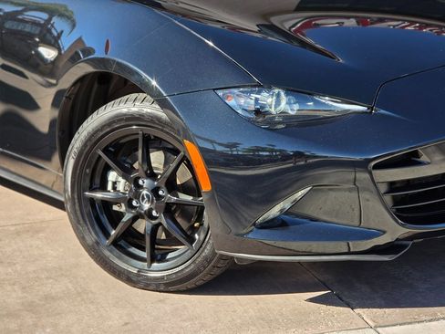 Used 2022 MAZDA MX-5 Miata Sport image 5