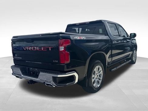 Used 2023 Chevrolet Silverado 1500 LTZ w/ LTZ Convenience Package II AWD/4WD image 9