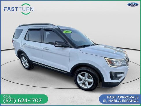 Used 2016 Ford Explorer XLT w/ Equipment Group 201A AWD/4WD image 6