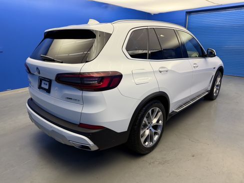 Used 2023 BMW X5 xDrive45e AWD/4WD image 7