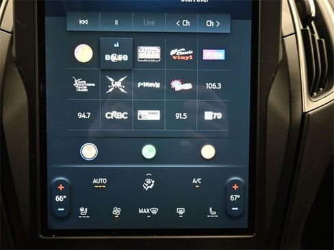 Used 2024 Ford Edge SEL w/ Convenience Package image 12