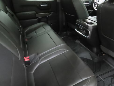 Used 2019 Chevrolet Silverado 1500 LTZ AWD/4WD image 24