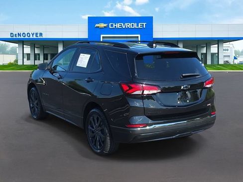 Used 2023 Chevrolet Equinox RS AWD/4WD image 11