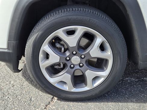 Used 2020 Jeep Compass Limited image 7