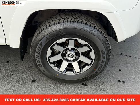 Used 2020 Toyota 4Runner TRD Off-Road Premium image 15