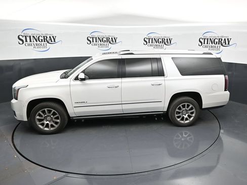 Used 2020 GMC Yukon XL Denali w/ Enhanced Security Package RWD image 21