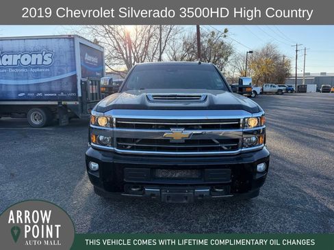 Used 2019 Chevrolet Silverado 3500 High Country w/ Duramax Plus Package image 2