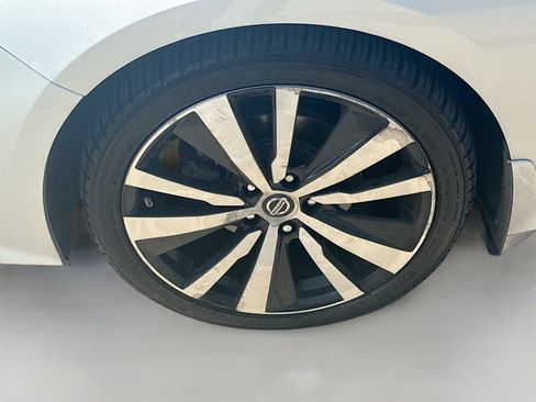 Used 2020 Nissan Altima 2.5 SR w/ Premium Package AWD/4WD image 29
