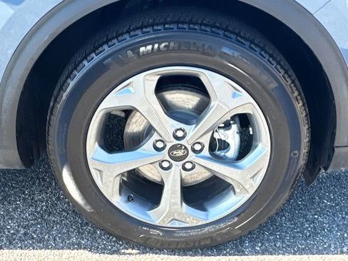 Used 2025 Ford Escape ST-Line image 12