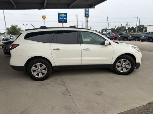 Used 2014 Chevrolet Traverse LT FWD image 6