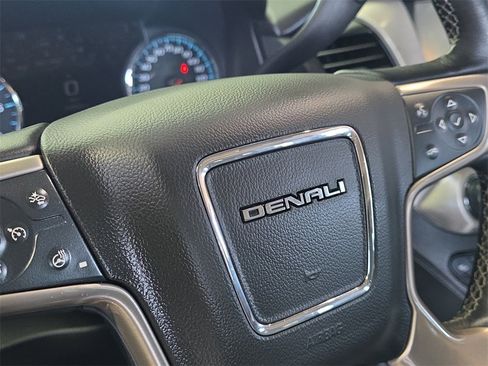 Used 2017 GMC Yukon Denali w/ Open Road Package image 16