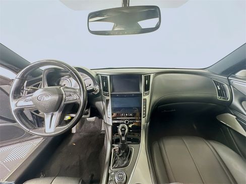 Used 2018 INFINITI Q60 3.0t Luxe w/ Cargo Package image 10