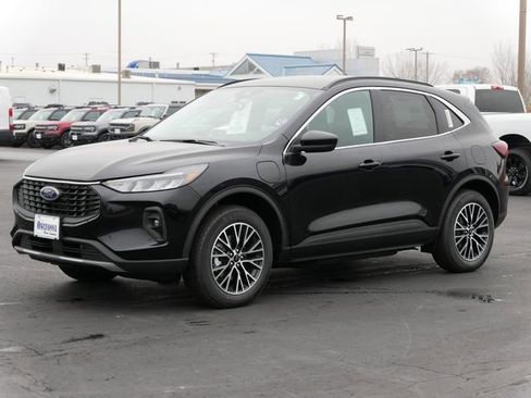 New 2026 Ford Escape SE image 3