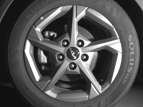 Used 2025 Kia K4 LXS image 12