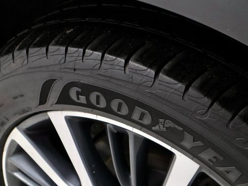 Used 2022 INFINITI QX60 Sensory w/ Vision Package image 21