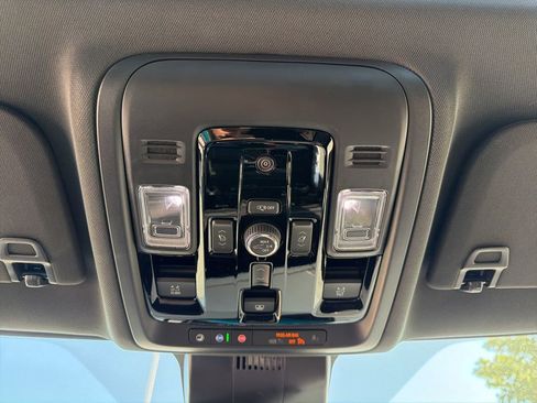 New 2026 Chevrolet Tahoe Premier AWD/4WD image 35