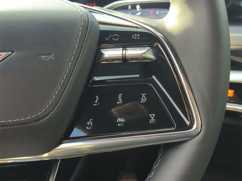 Used 2026 Cadillac Lyriq V image 11